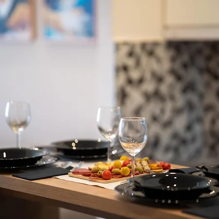 アパート Aurora Onore ズラティボール