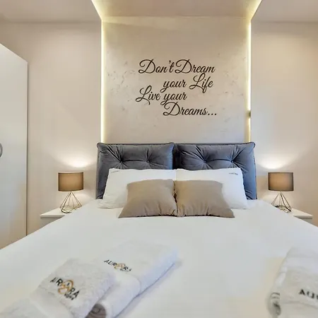 アパート Aurora Onore ズラティボール