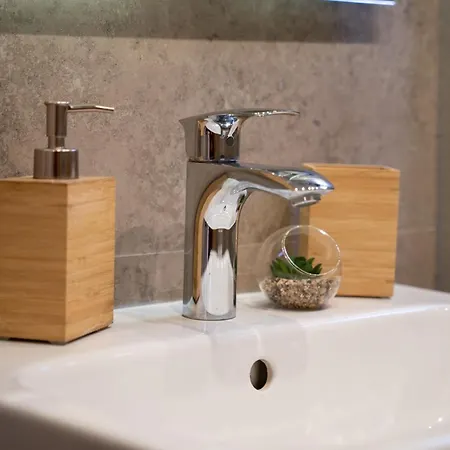 アパート Aurora Onore