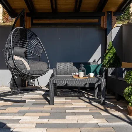 Aurora Onore アパート *