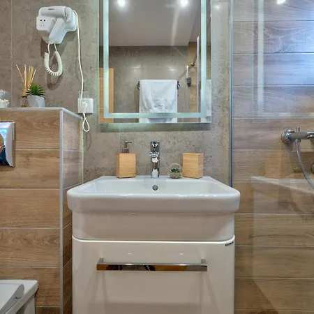 Aurora Onore アパート