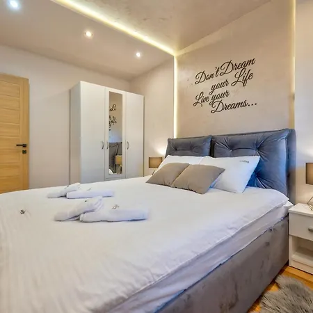 アパート Aurora Onore